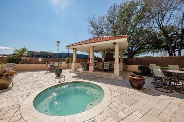 3525 Sage Road 1612, Houston, TX 77056