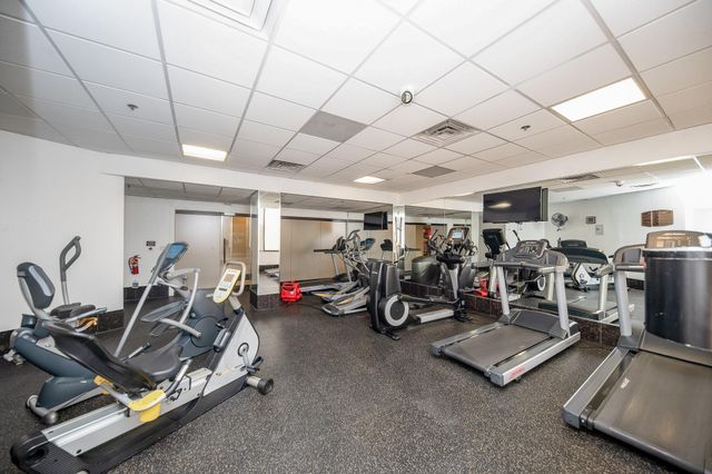 3525 Sage Road 1612, Houston, TX 77056