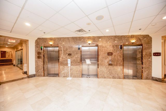 3525 Sage Road 1612, Houston, TX 77056