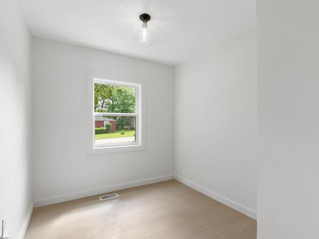 323 Crosby Circle, Greenville, SC 29605