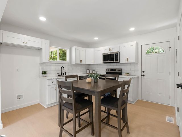 323 Crosby Circle, Greenville, SC 29605