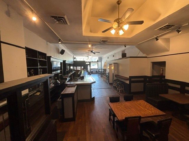 7353 Madison Street, Forest Park, IL 60130