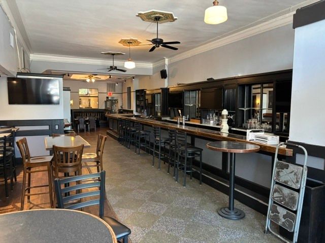 7353 Madison Street, Forest Park, IL 60130