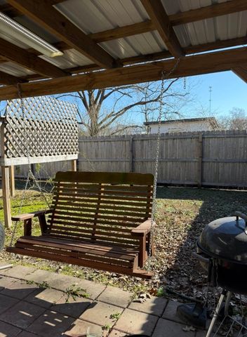 150 POWELL ST, Hickory Valley, TN 38042