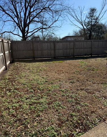 150 POWELL ST, Hickory Valley, TN 38042