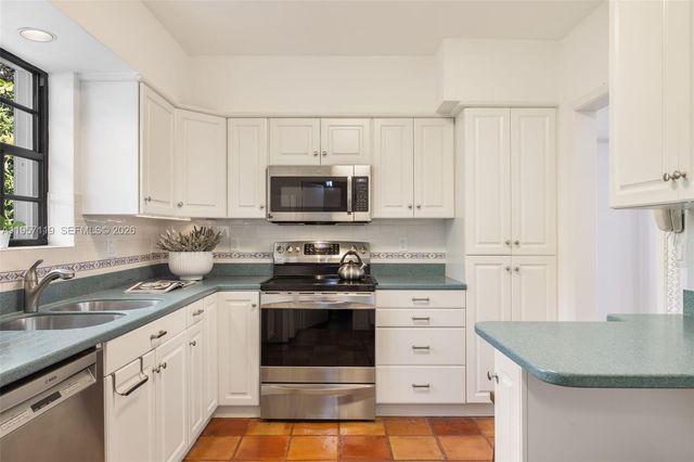 1435 Miller Rd, Coral Gables, FL 33146