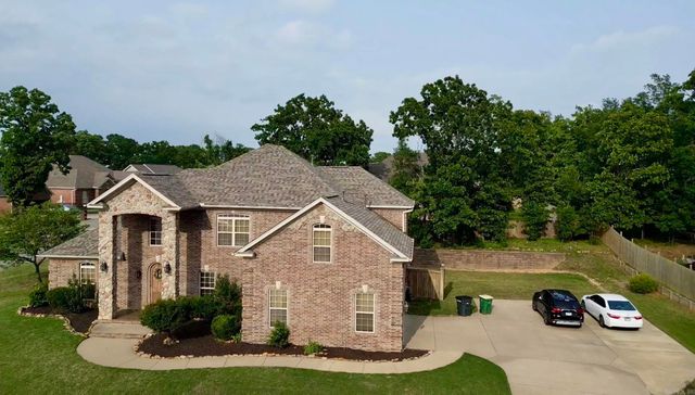 1916 Oakbrook Drive, Sherwood, AR 72120