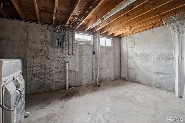 758 Delray Drive H, St Peters, MO 63376