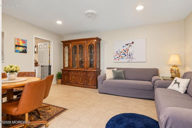 944 Leonardville Road, Leonardo, NJ 07737