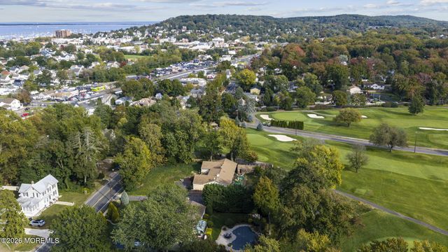 944 Leonardville Road, Leonardo, NJ 07737