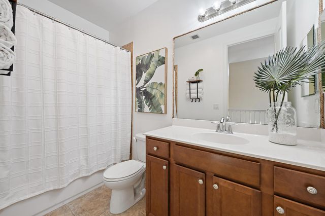 4673 MEDITERRANEAN Circle, Palm Beach Gardens, FL 33418
