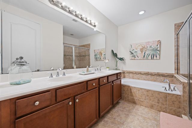 4673 MEDITERRANEAN Circle, Palm Beach Gardens, FL 33418
