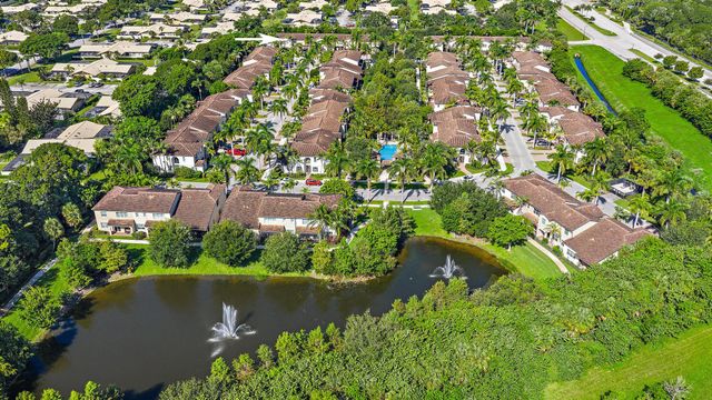 4673 MEDITERRANEAN Circle, Palm Beach Gardens, FL 33418