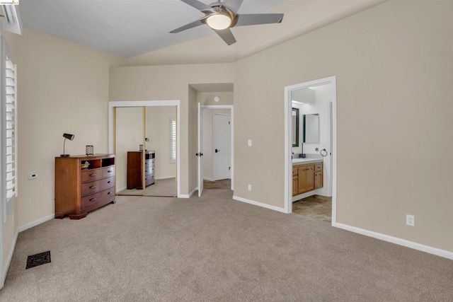 1952 Cherry Hills Dr, Discovery Bay, CA 94505