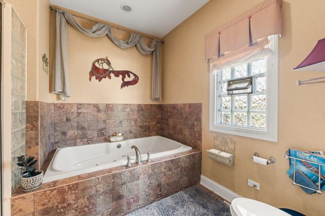 2601 N 3653rd Road, Sheridan, IL 60551