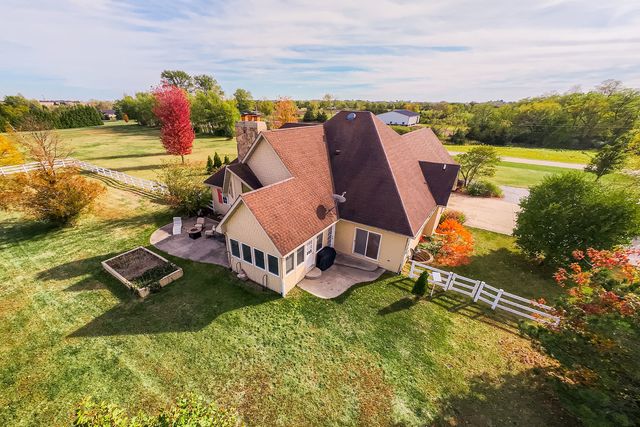 2601 N 3653rd Road, Sheridan, IL 60551