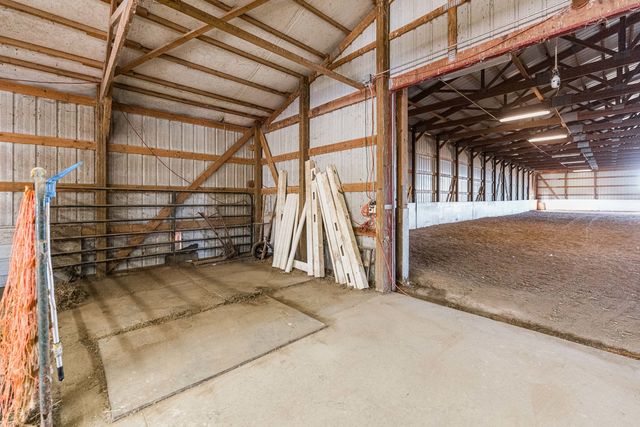 2601 N 3653rd Road, Sheridan, IL 60551