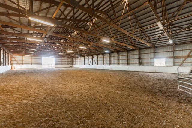 2601 N 3653rd Road, Sheridan, IL 60551