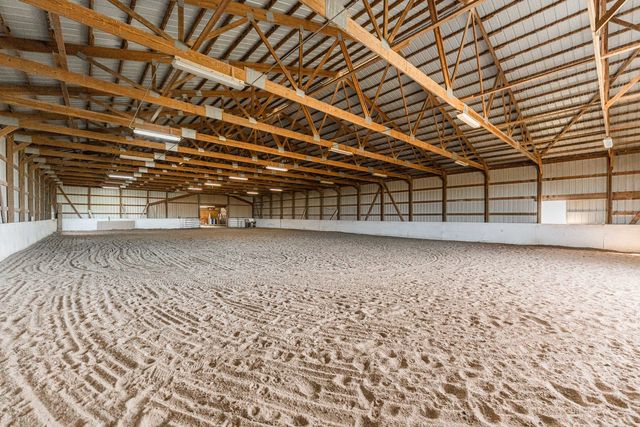 2601 N 3653rd Road, Sheridan, IL 60551