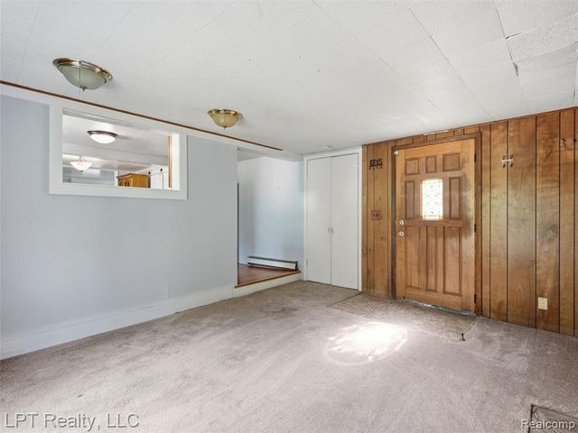 29915 Milford Road, New Hudson, MI 48165