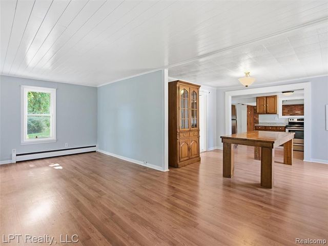 29915 Milford Road, New Hudson, MI 48165