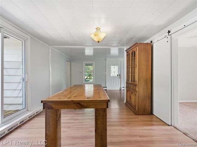 29915 Milford Road, New Hudson, MI 48165