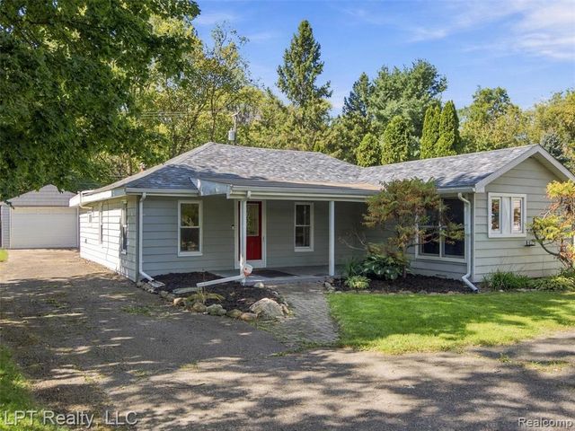 29915 Milford Road, New Hudson, MI 48165