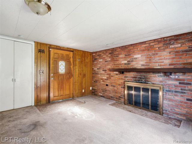 29915 Milford Road, New Hudson, MI 48165
