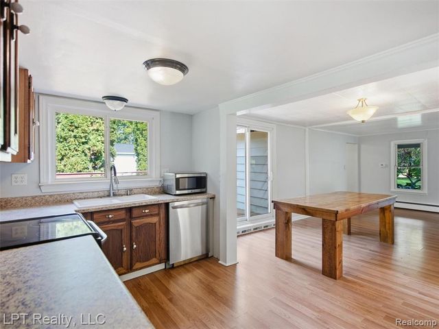 29915 Milford Road, New Hudson, MI 48165