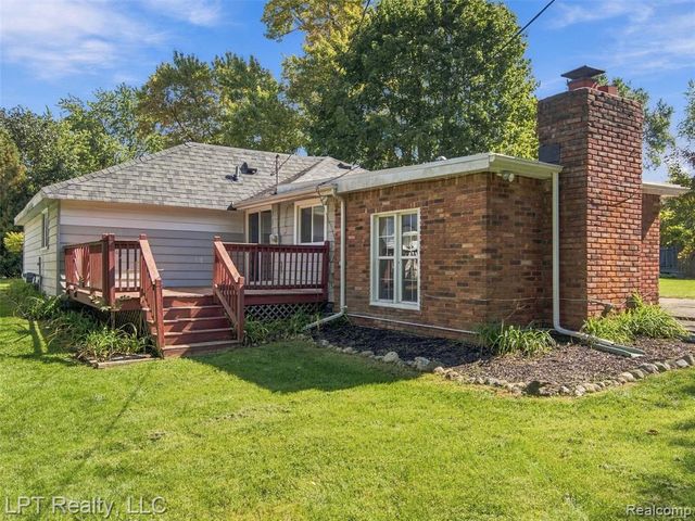 29915 Milford Road, New Hudson, MI 48165