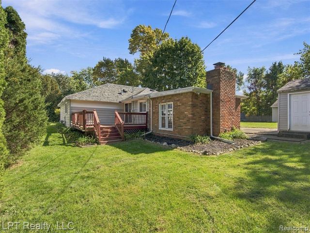29915 Milford Road, New Hudson, MI 48165