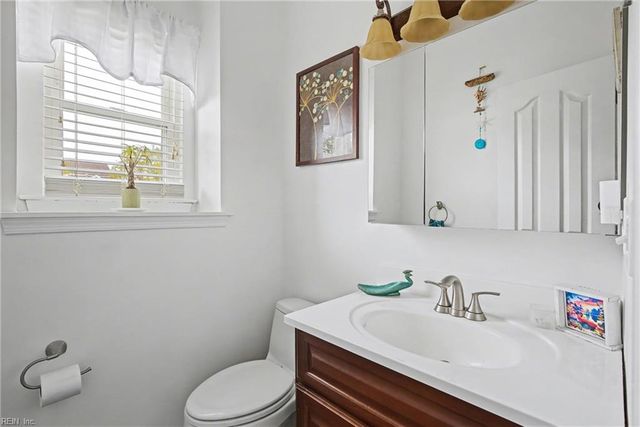 2400 Raynor CT, Virginia Beach, VA 23456