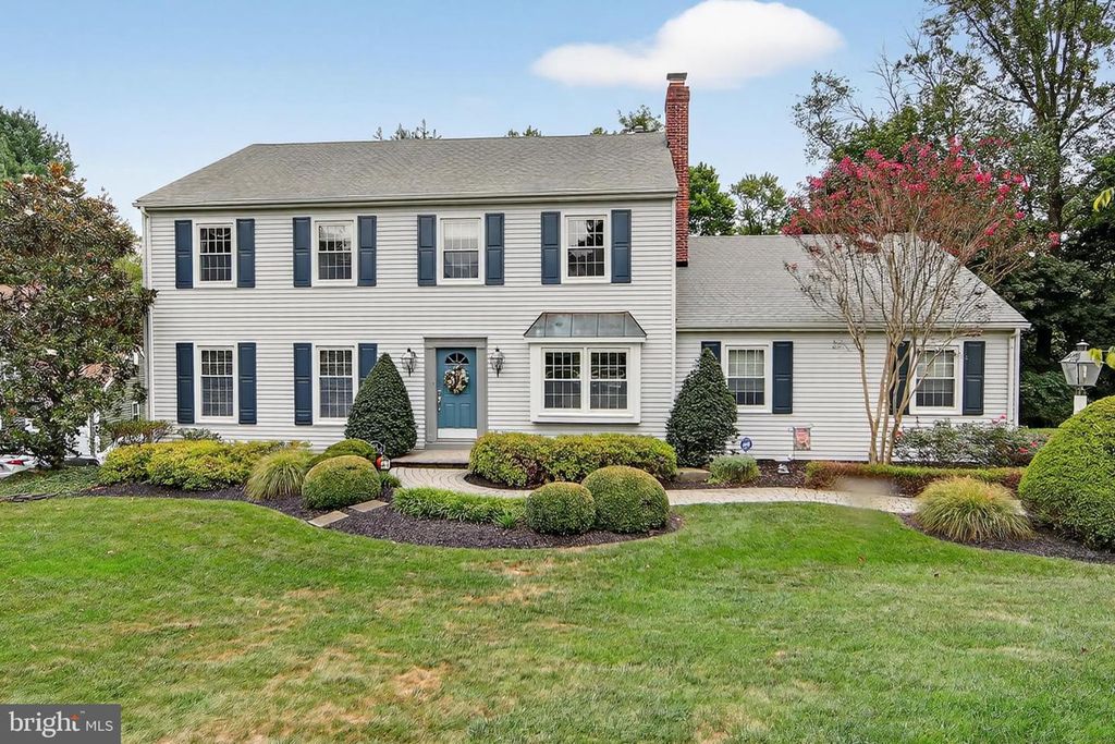 804 PLUMTRY DR, West Chester, PA 19382