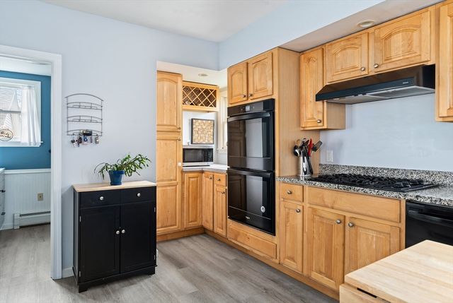 52 Williston Ave, Easthampton, MA 01027