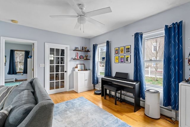 52 Williston Ave, Easthampton, MA 01027