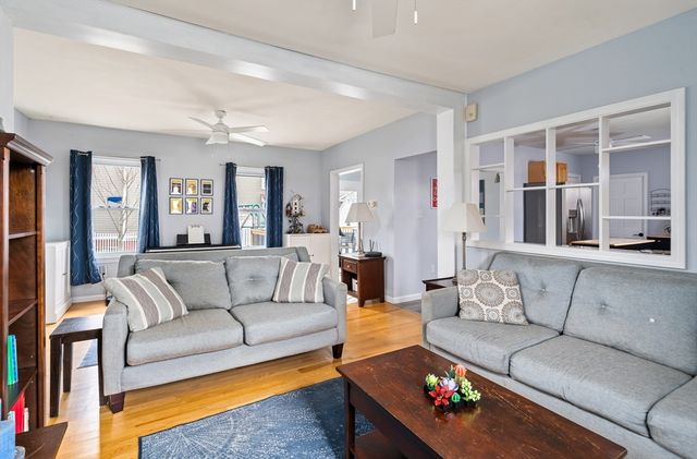 52 Williston Ave, Easthampton, MA 01027