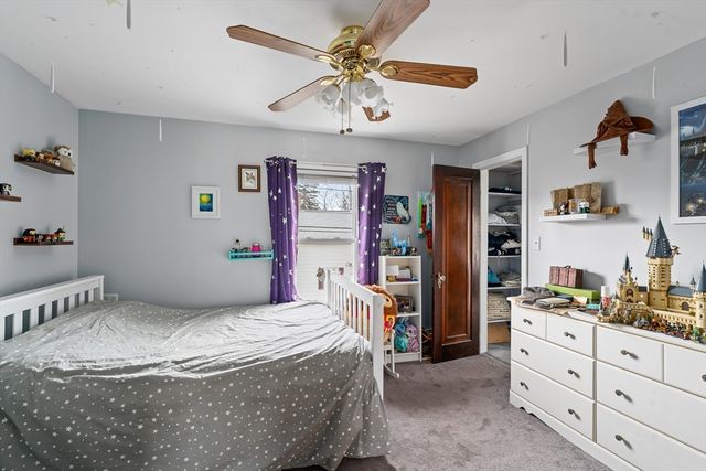 52 Williston Ave, Easthampton, MA 01027