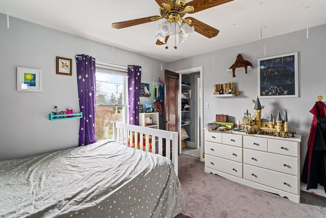 52 Williston Ave, Easthampton, MA 01027