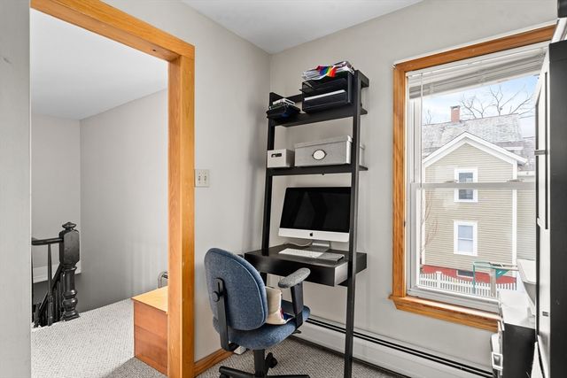 52 Williston Ave, Easthampton, MA 01027