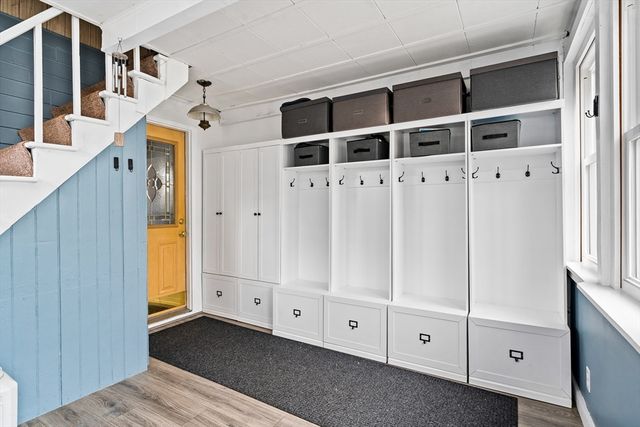 52 Williston Ave, Easthampton, MA 01027