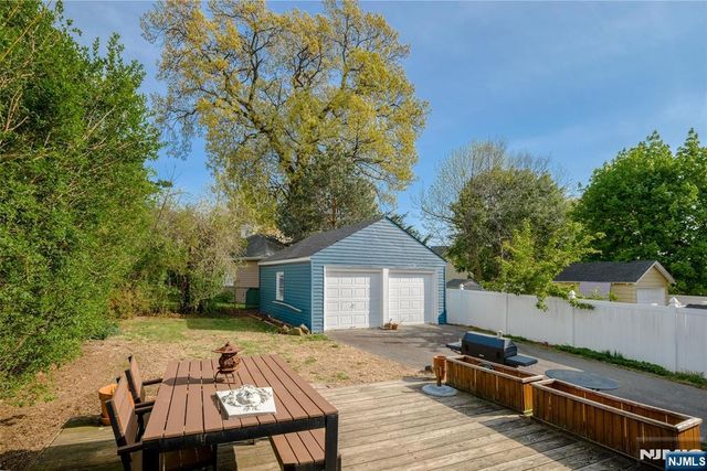 383 Park Avenue, Rutherford, NJ 07070