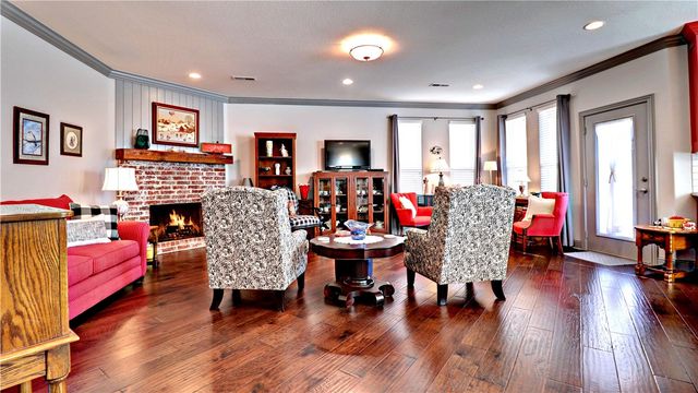 5753 Staro Lane, Springdale, AR 72762