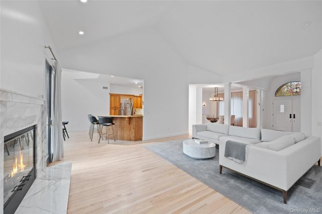 16 S De Baun Avenue, Airmont, NY 10901