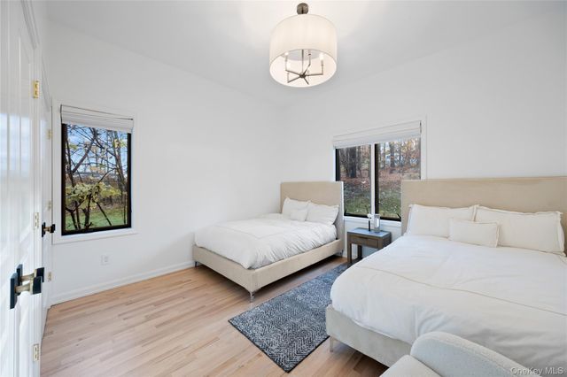 16 S De Baun Avenue, Airmont, NY 10901