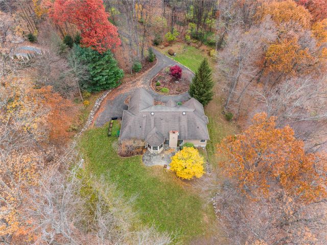 16 S De Baun Avenue, Airmont, NY 10901