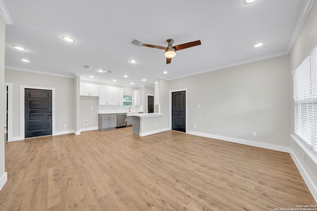 4130 Moana, San Antonio, TX 78218