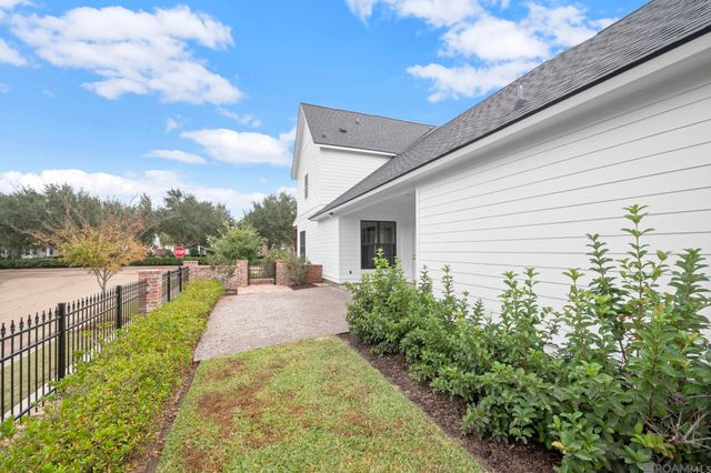 1222 Americana Blvd, Zachary, LA 70791