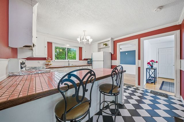 146 Acton Road, Chelmsford, MA 01824