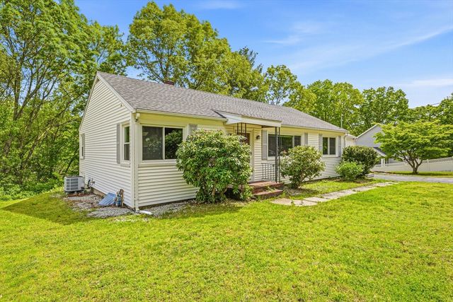 146 Acton Road, Chelmsford, MA 01824