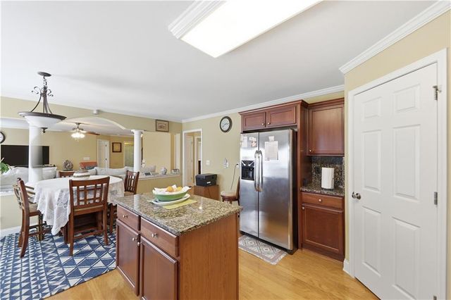 316 Caledonian Circle, Dallas, GA 30132